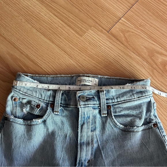 Abercrombie & Fitch High Rise Mom Jean Women’s 25/0 - Picture 5 of 9